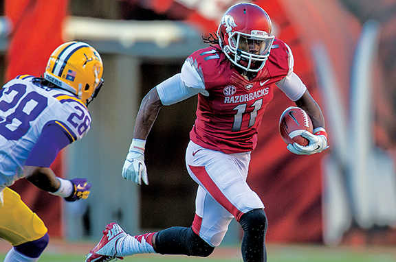 FB_Arkansas_LSU_CobiHamilton